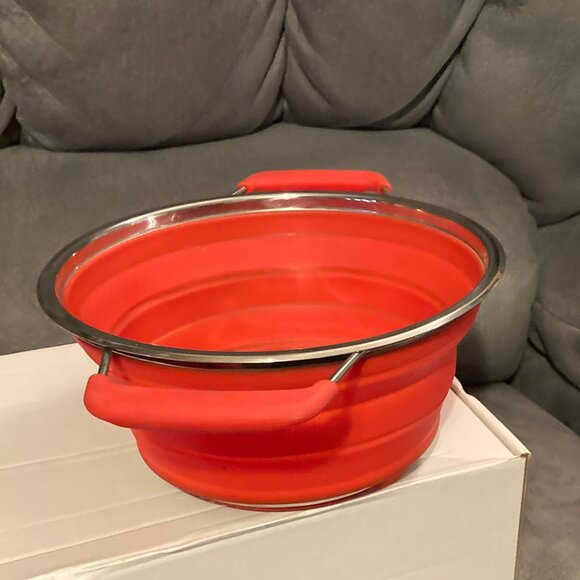 Sharper Image Collapsible FoodGrade Silicone Colander w/Metal Strainer VGUC-9.5" - Picture 2 of 9